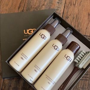 UGG SHEEPSKIN CARE KIT